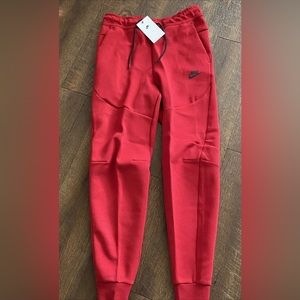 Nike slim fit taper leg regular length